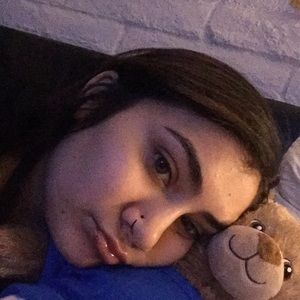 Meet your Posher, Veronica